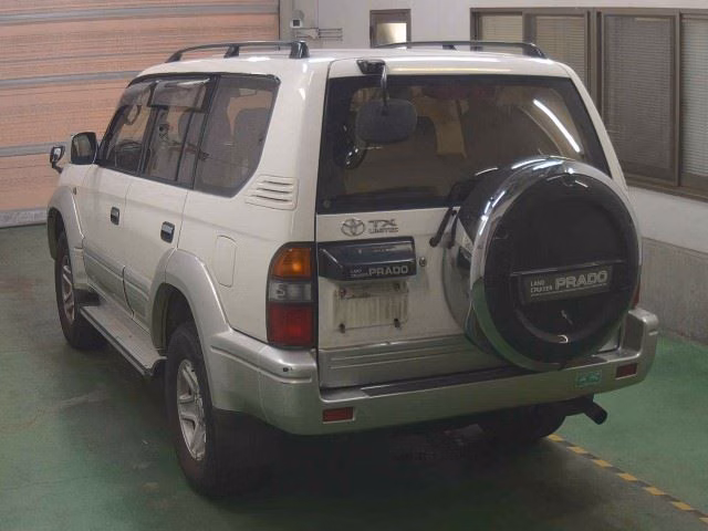 TOYOTA LAND CRUISER PRADO