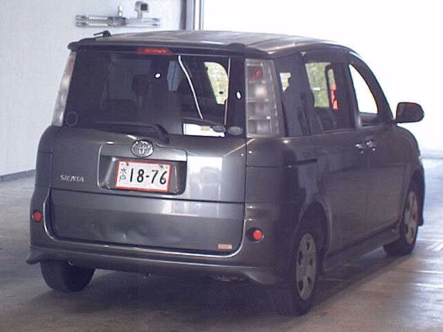 TOYOTA SIENTA
