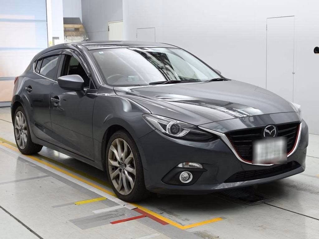 MAZDA AXELA