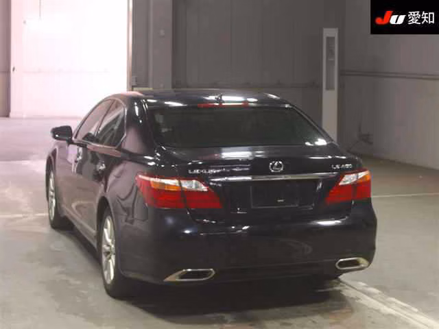 LEXUS LS460