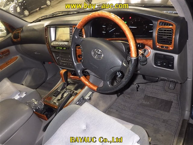 TOYOTA LAND CRUISER