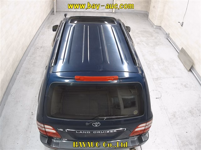 TOYOTA LAND CRUISER