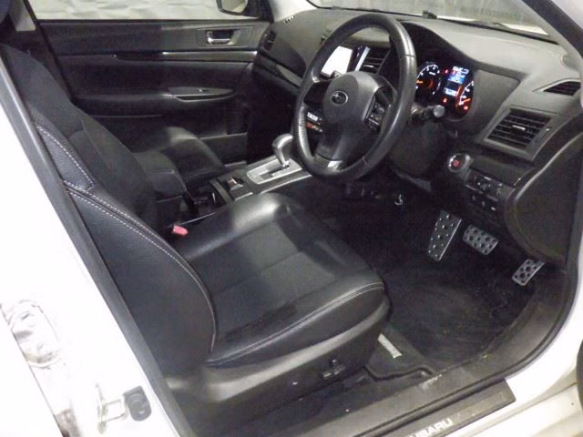 SUBARU LEGACY