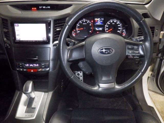 SUBARU LEGACY