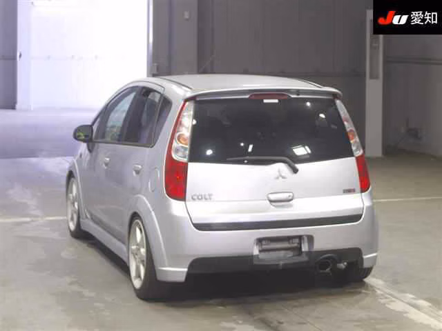 MITSUBISHI COLT