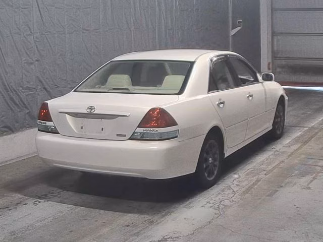 TOYOTA MARK II