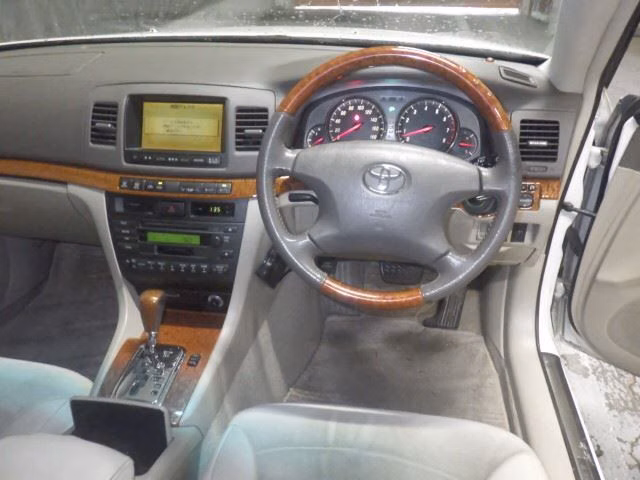 TOYOTA MARK II