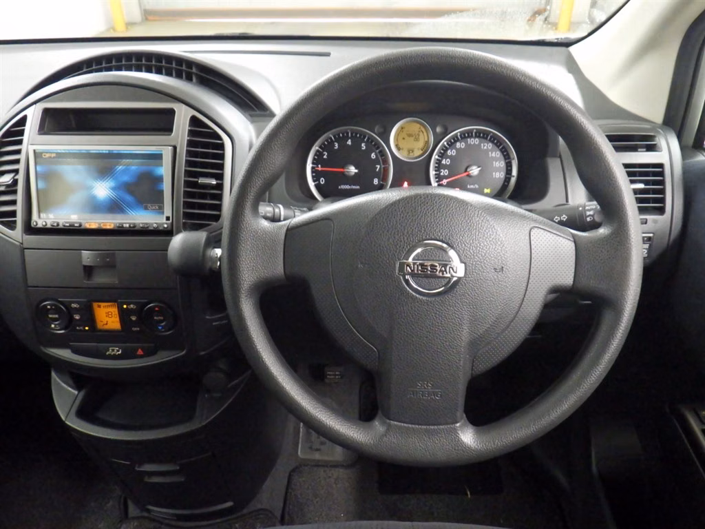 NISSAN LAFESTA