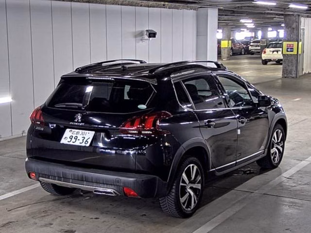 PEUGEOT 2008