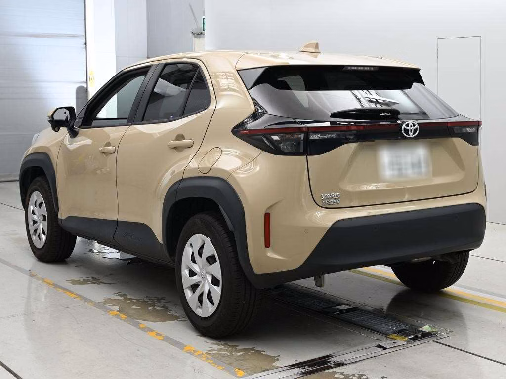TOYOTA YARIS CROSS