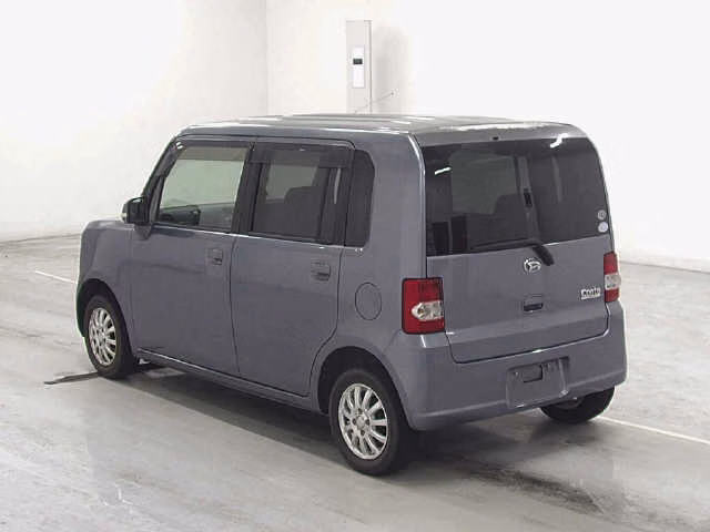 DAIHATSU MOVE CONTE