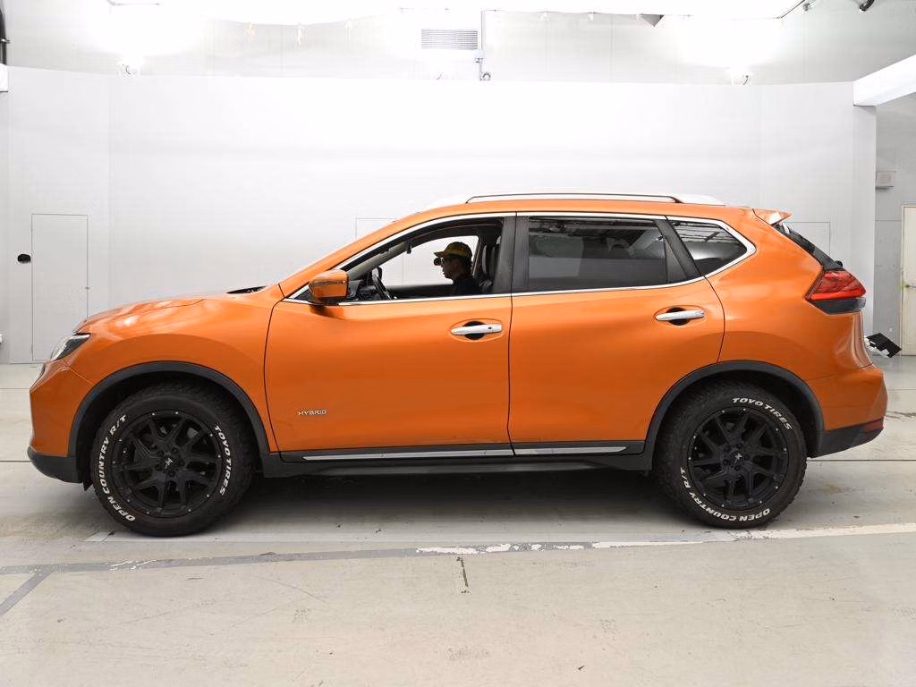 NISSAN X-TRAIL