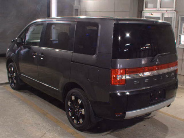 MITSUBISHI DELICA D:5