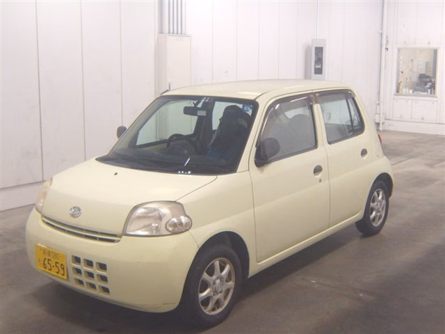 DAIHATSU ESSE