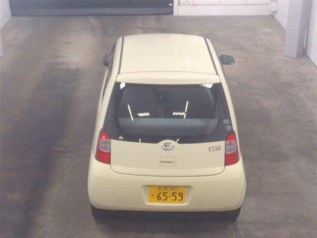 DAIHATSU ESSE