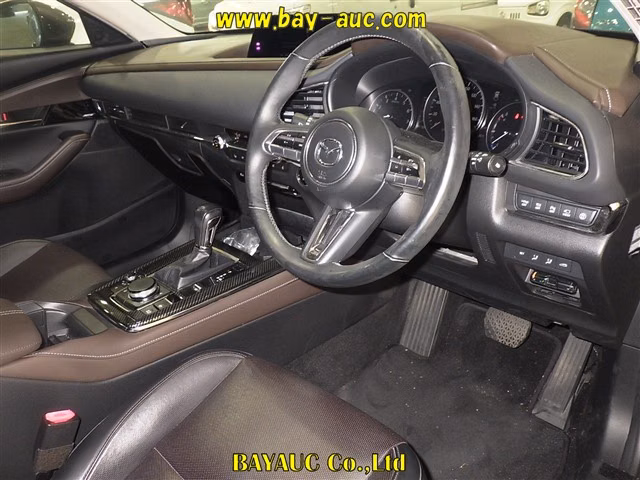 MAZDA CX-30