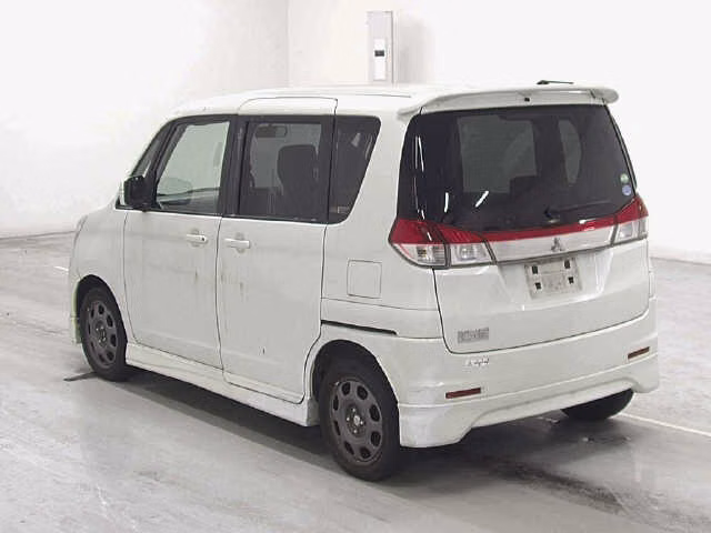 MITSUBISHI DELICA D:2