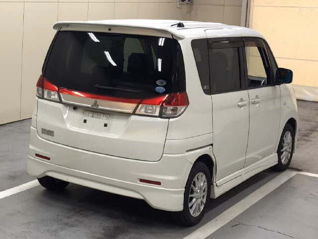 MITSUBISHI DELICA D:2