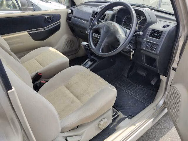 MITSUBISHI PAJERO MINI