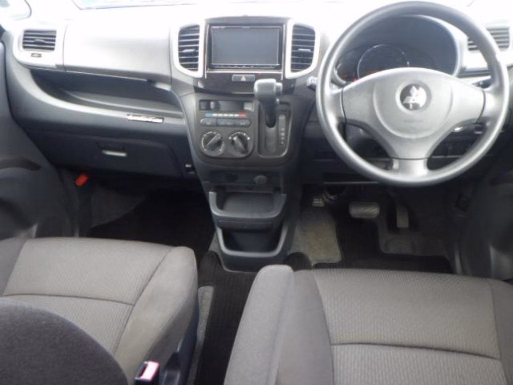MITSUBISHI DELICA D:2