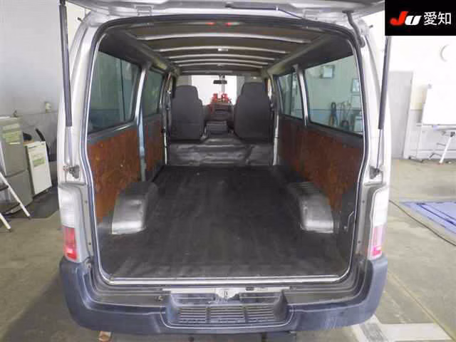 NISSAN CARAVAN