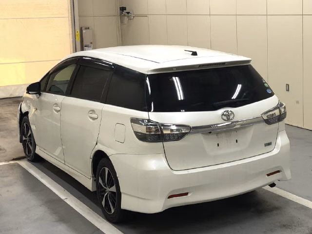 TOYOTA WISH