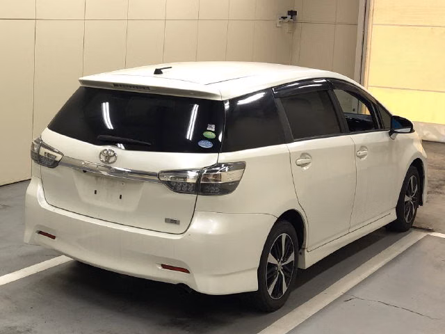 TOYOTA WISH