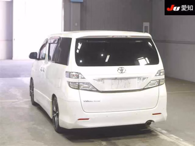 TOYOTA VELLFIRE
