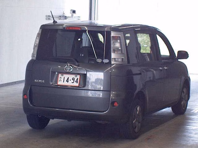 TOYOTA SIENTA
