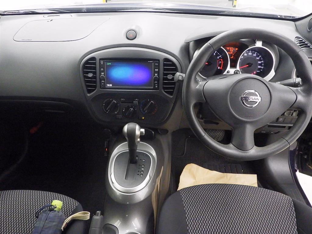 NISSAN JUKE