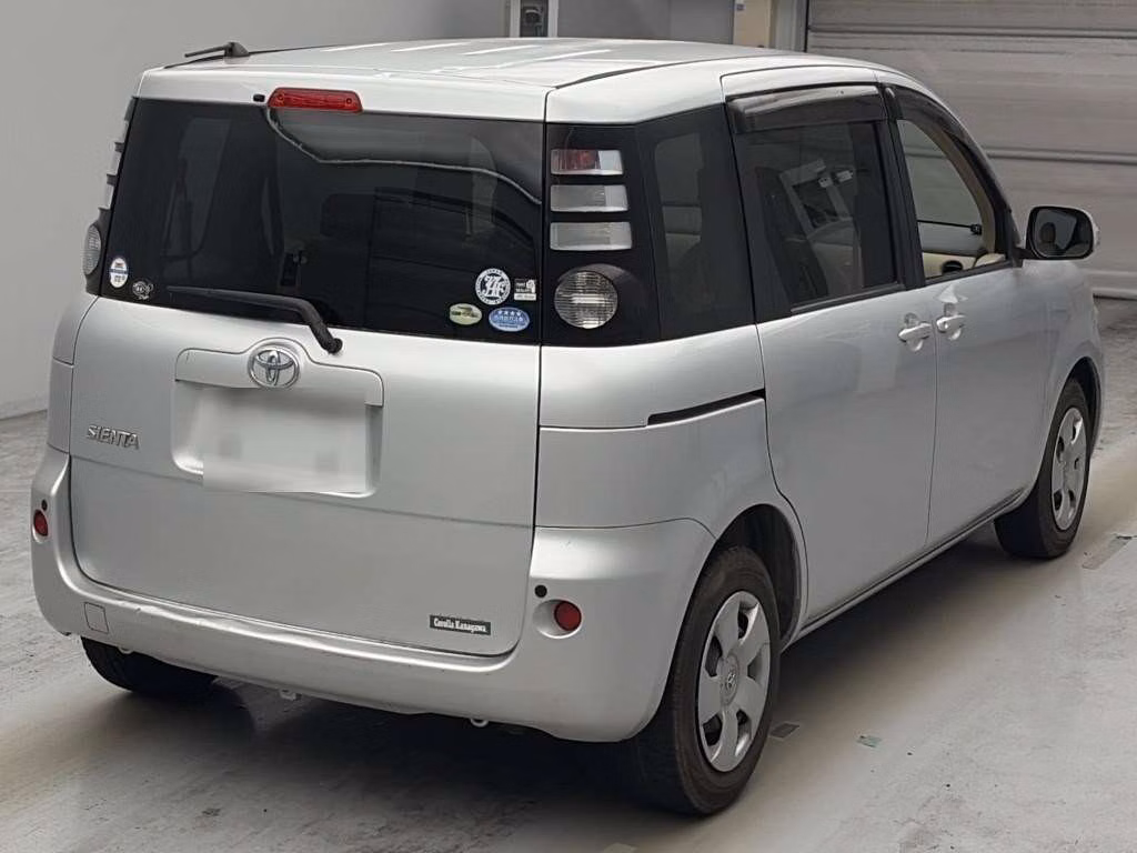 TOYOTA SIENTA