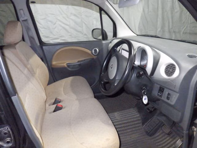 DAIHATSU MOVE LATTE