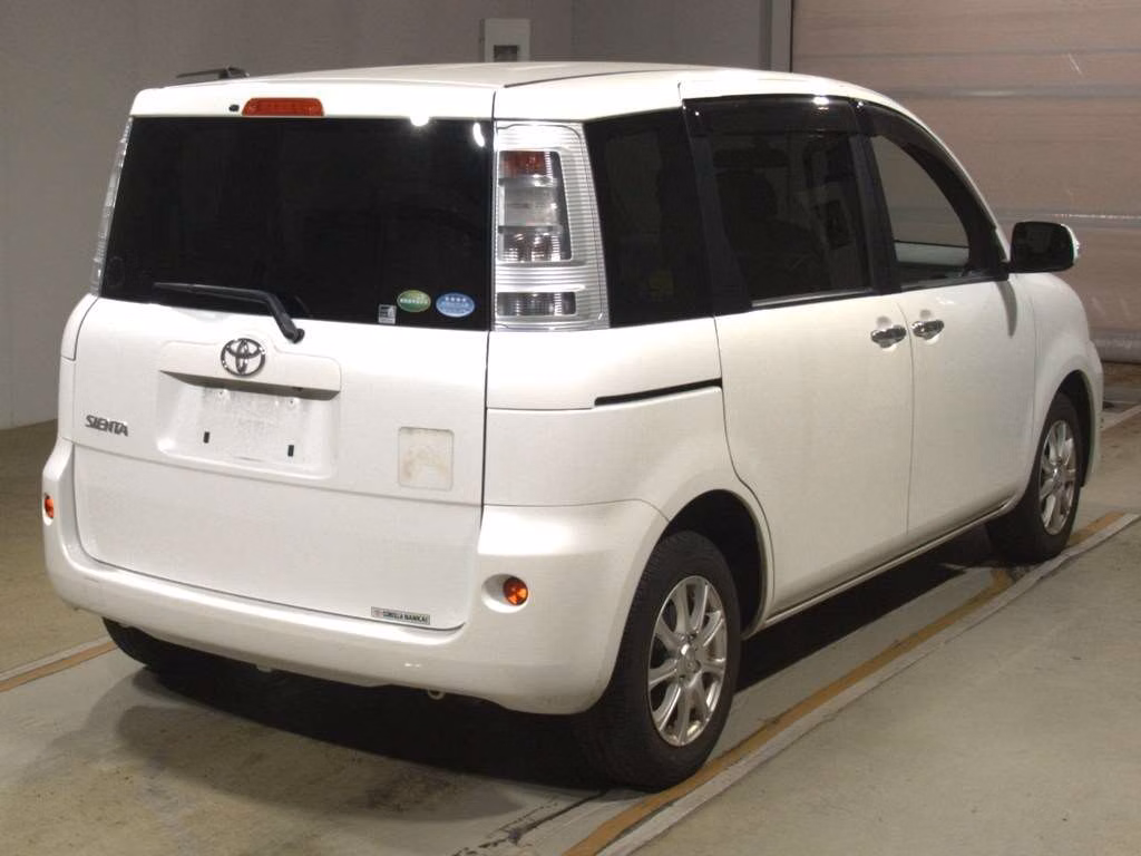 TOYOTA SIENTA