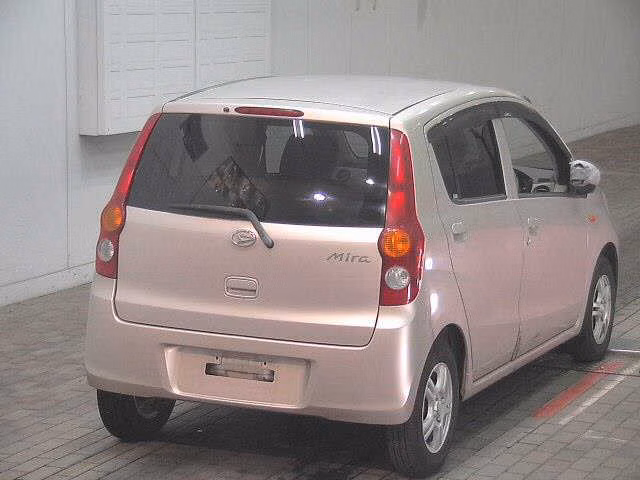 DAIHATSU MIRA