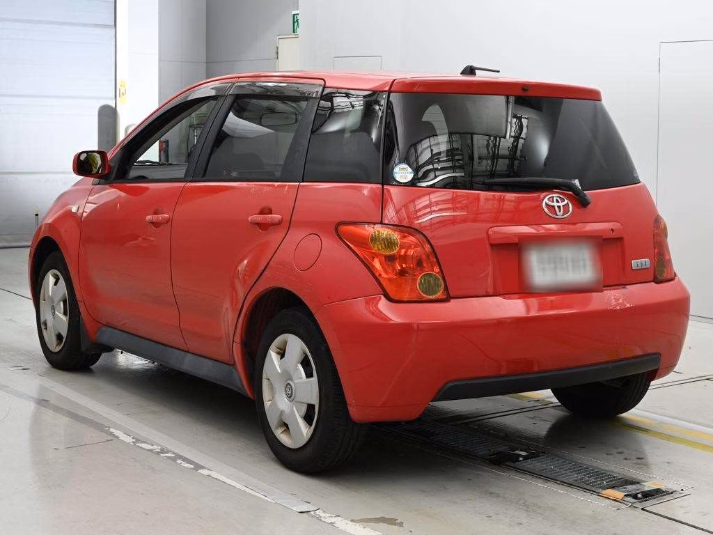 TOYOTA IST