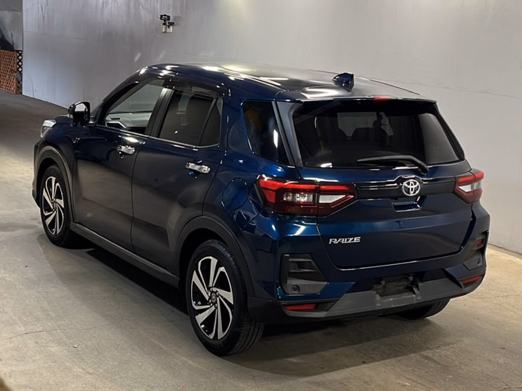 TOYOTA RAIZE