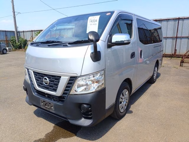 NISSAN NV350 CARAVAN