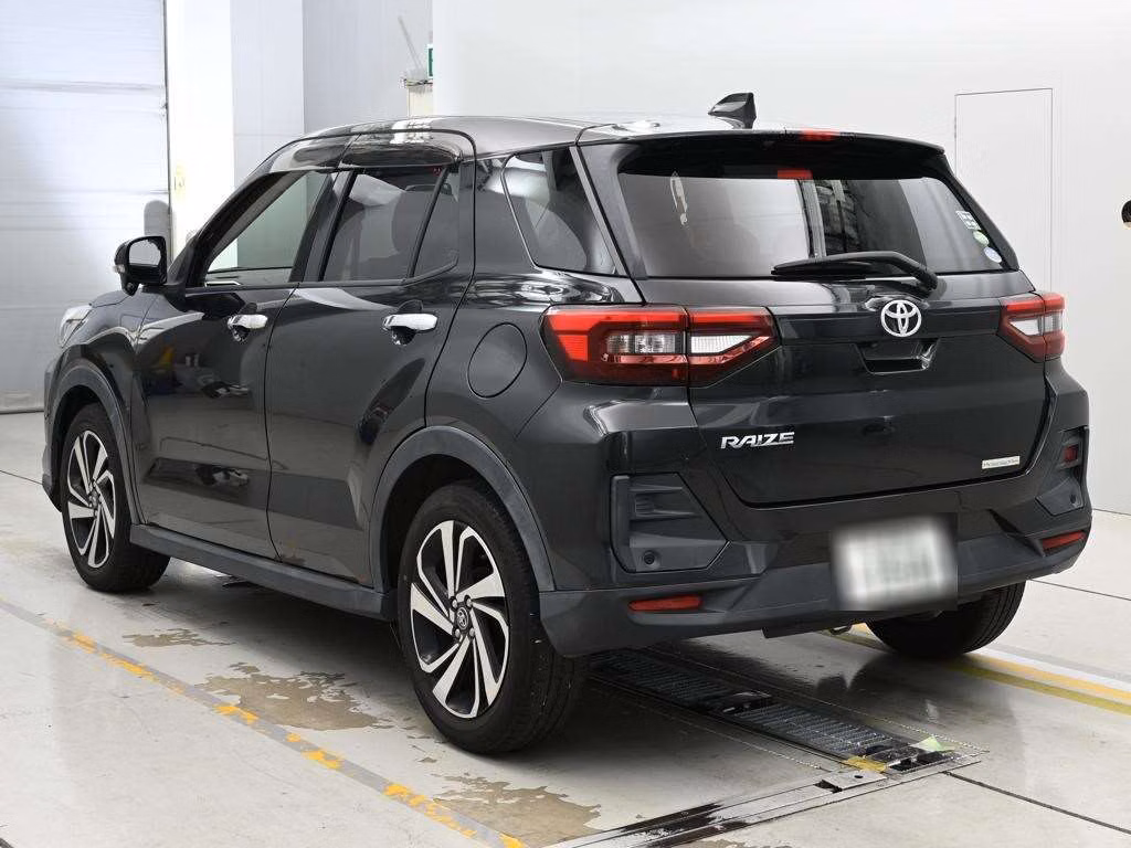 TOYOTA RAIZE