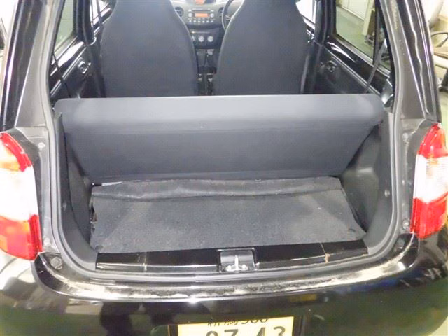 DAIHATSU ESSE