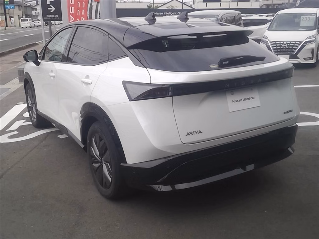 NISSAN ARIYA