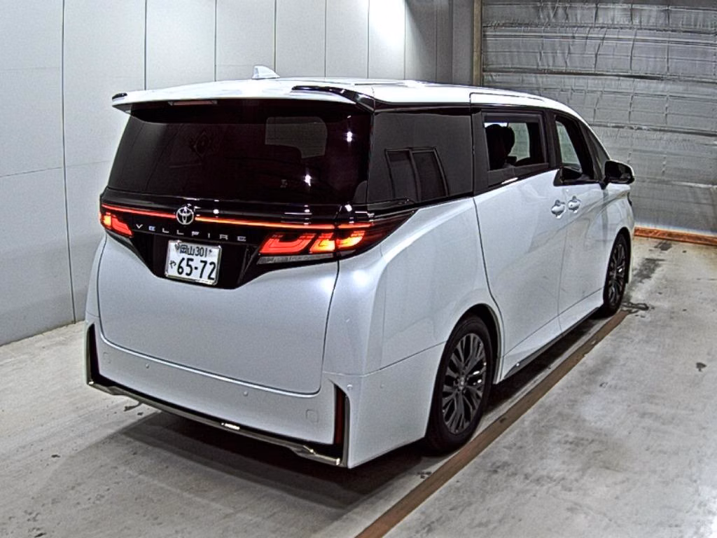 TOYOTA VELLFIRE