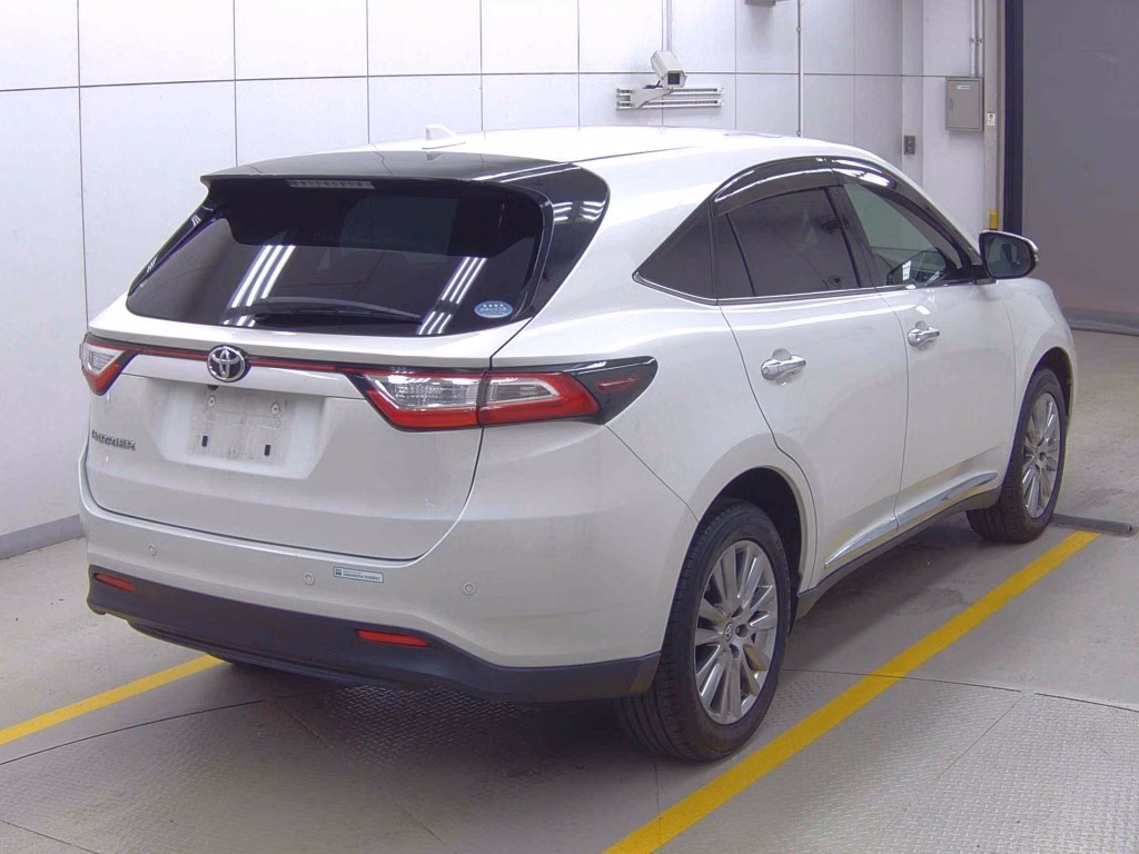 TOYOTA HARRIER