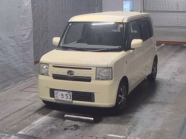 DAIHATSU MOVE CONTE