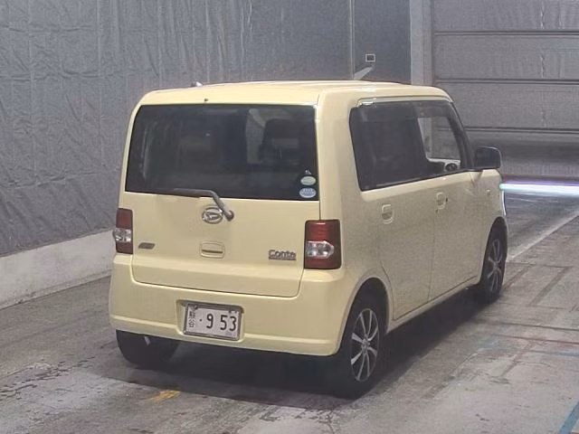 DAIHATSU MOVE CONTE