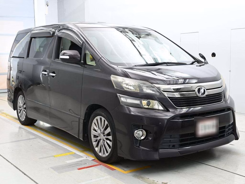 TOYOTA VELLFIRE