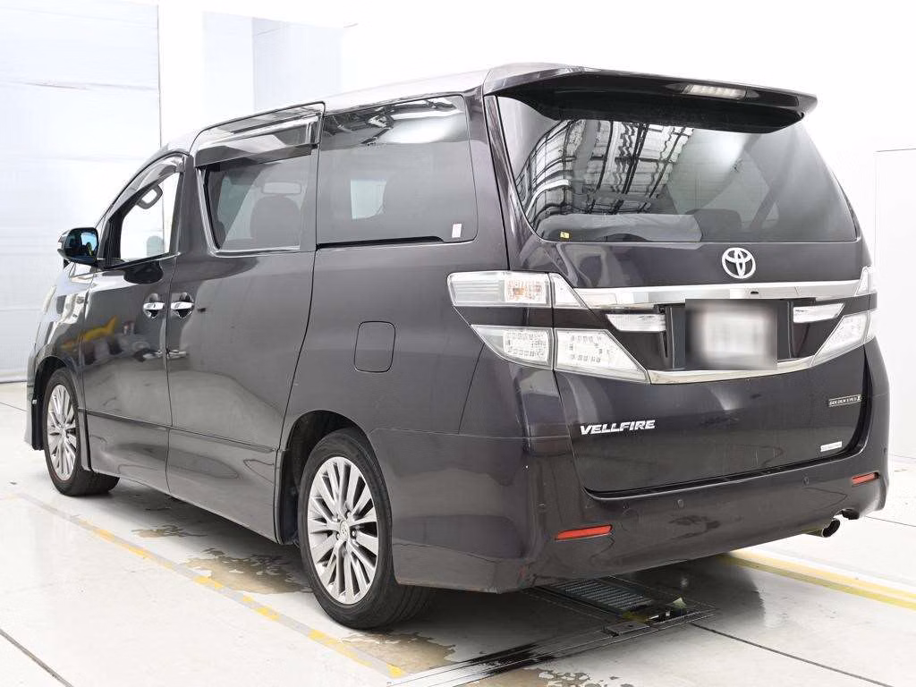 TOYOTA VELLFIRE