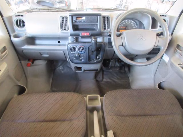 MITSUBISHI MINICAB