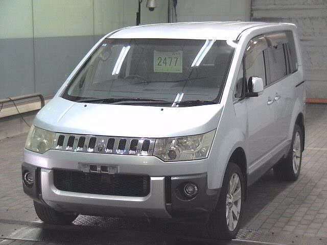 MITSUBISHI DELICA D:5