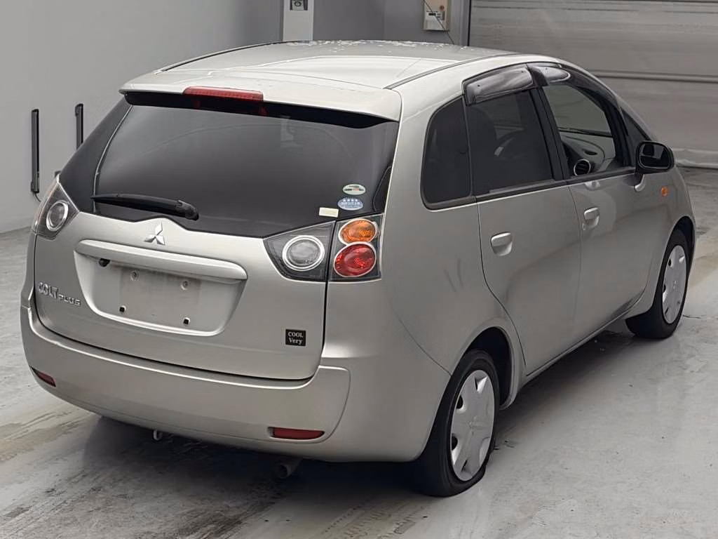 MITSUBISHI COLT PLUS