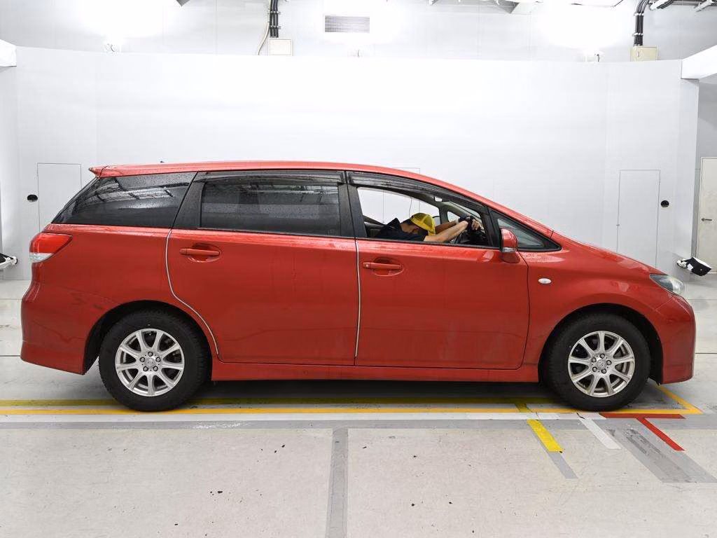 TOYOTA WISH